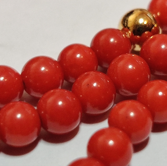 Vintage Genuine Mediterranean Oxblood Red Coral Necklace 10k gold clasp - Picture 14 of 16